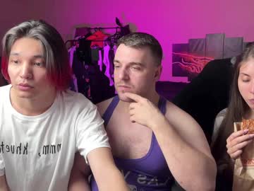 Ihavepaws33 Chaturbate stream image from December 19, 2024