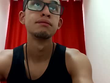 Juangarciafocos Chaturbate stream image from December 19, 2024