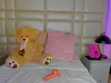 Julieta_6 Chaturbate stream image from December 19, 2024