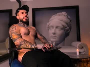 Leosalvatore_ Chaturbate stream image from December 19, 2024