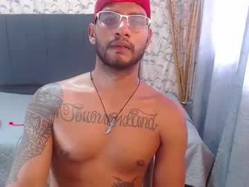 Malcom_Graycum Chaturbate stream image from December 19, 2024