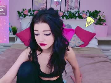 Mariellamoretti Chaturbate stream image from December 19, 2024