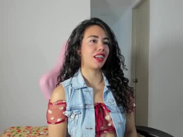 Paulina_Dossantos Chaturbate stream image from December 19, 2024