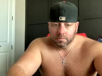 Redbull1414 Chaturbate stream image from December 19, 2024