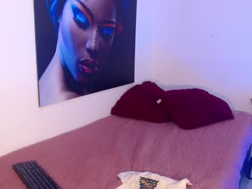 Tomie_Leiri Chaturbate stream image from December 19, 2024