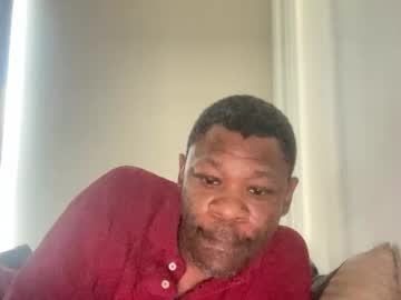 Uglydudefucks Chaturbate stream image from December 19, 2024