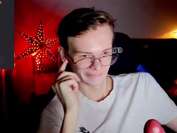 Wild_Boar_ Chaturbate stream image from December 19, 2024