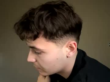 Yungstudbev Chaturbate stream image from December 19, 2024