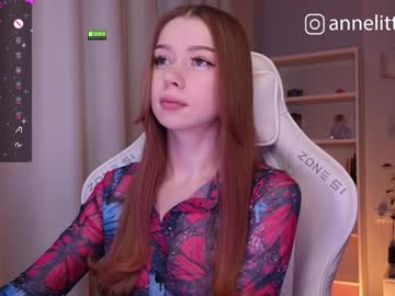 Annelitt Chaturbate stream image from December 19, 2024