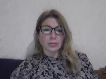 Fox_Red_Lady7 Chaturbate stream image from December 19, 2024