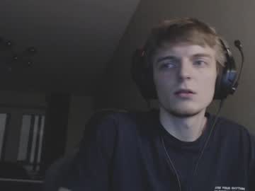Gasturfahe Chaturbate stream image from December 19, 2024