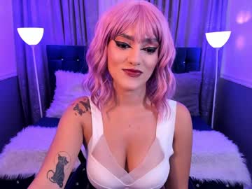 Hallsred_Rh Chaturbate stream image from December 19, 2024