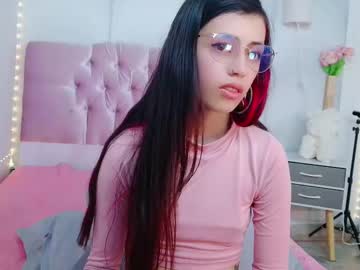Helenarobins_Oli Chaturbate stream image from December 19, 2024