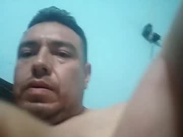 Hugo491194 Chaturbate stream image from December 19, 2024
