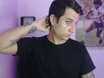 Jayalvarrez_ Chaturbate stream image from December 19, 2024