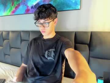Kael_Lee Chaturbate stream image from December 19, 2024
