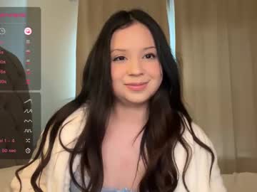 Kittymia8 Chaturbate stream image from December 19, 2024