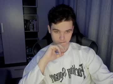 Kyroro_Lucifer Chaturbate stream image from December 19, 2024