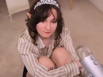 Luna_Cosmic Chaturbate stream image from December 19, 2024