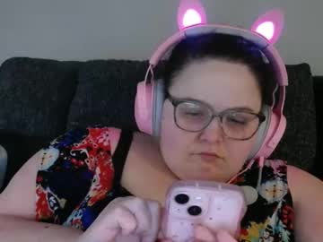 Lunaloveloops Chaturbate stream image from December 19, 2024
