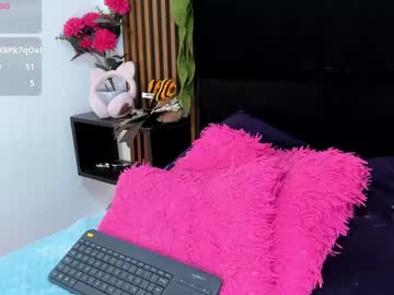 Madelin_Clerk Chaturbate stream image from December 19, 2024