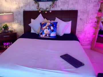 Mia_Harperr1 Chaturbate stream image from December 19, 2024