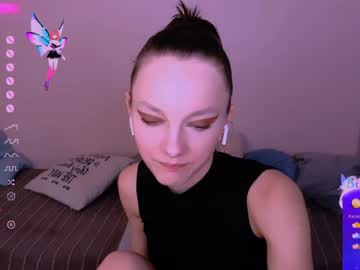 Nillie_Kelly Chaturbate stream image from December 19, 2024