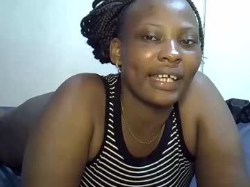 Sexylinaa_ Chaturbate stream image from December 19, 2024