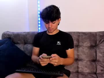 Simonlambert__ Chaturbate stream image from December 19, 2024