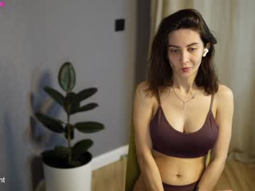 Sochnogirls Chaturbate stream image from December 19, 2024