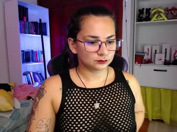 Sux_Ink Chaturbate stream image from December 19, 2024