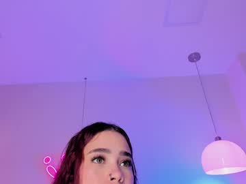 Violeth_Hill Chaturbate stream image from December 19, 2024