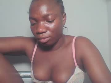Amtoosexy Chaturbate stream image from December 19, 2024