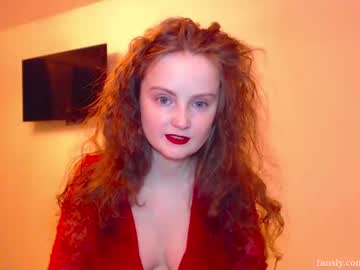 Coolamber Chaturbate stream image from December 19, 2024