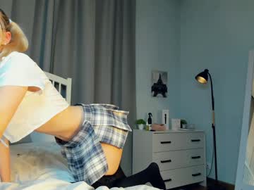 Crazy_Selfi Chaturbate stream image from December 19, 2024