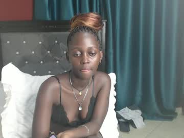Hornybella4 Chaturbate stream image from December 19, 2024