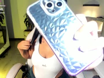 Jazmiinrogers Chaturbate stream image from December 19, 2024