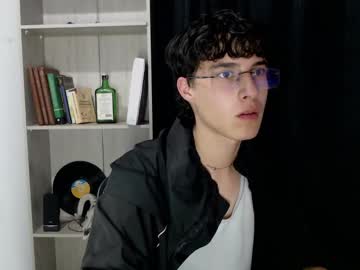 Jeam_Hot Chaturbate stream image from December 19, 2024