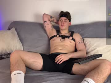 Jsshh4u Chaturbate stream image from December 19, 2024