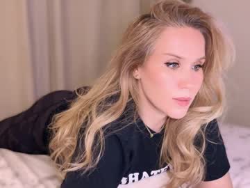 Myassistant Chaturbate stream image from December 19, 2024