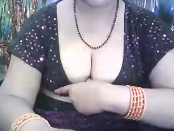 Sexypooja69 Chaturbate stream image from December 19, 2024