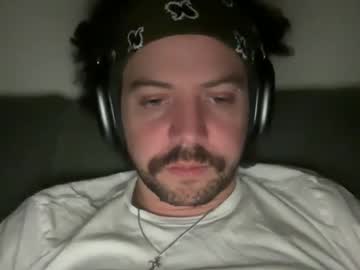 Tyleruzi Chaturbate stream image from December 19, 2024