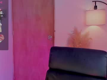 Ximena_Sotto1 Chaturbate stream image from December 19, 2024