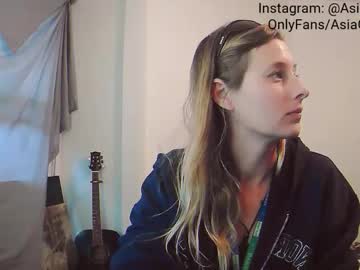 Yoursecretgirlfriend963 Chaturbate stream image from December 19, 2024