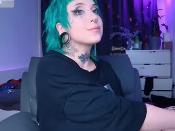 Aciddroll Chaturbate stream image from December 19, 2024