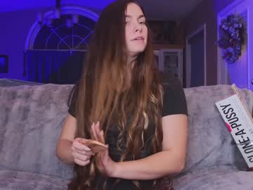 Chroniclove Chaturbate stream image from December 19, 2024