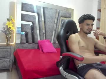 Cristofe_Blue Chaturbate stream image from December 19, 2024