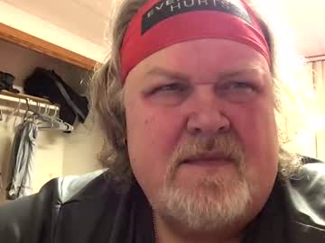 Dustyballzer Chaturbate stream image from December 19, 2024