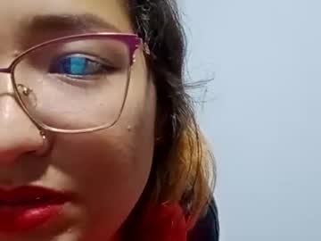 Eireneninon Chaturbate stream image from December 19, 2024