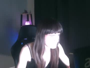 Princess_Poppyxx Chaturbate stream image from December 19, 2024